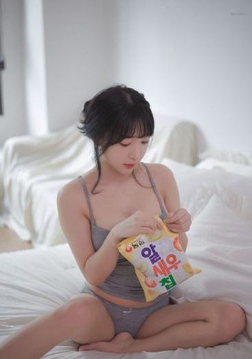 片名叫《官狱女囚》_4K免费观看超清